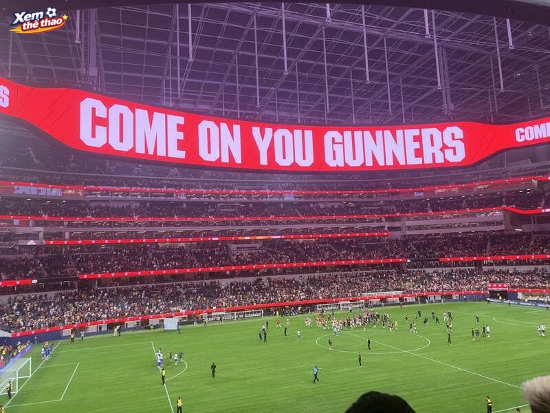 “Come On You Gunners” thể hiện sự đồng lòng và khích lệ